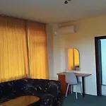 интернационал 호텔 *