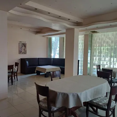 интернационал Hotel