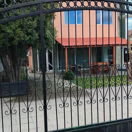 интернационал Hotel Kulata (Blagoevgrad)