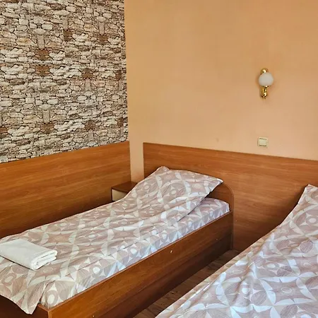интернационал Hotel Kulata (Blagoevgrad)