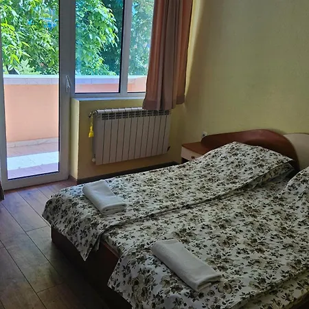 интернационал Hotel *